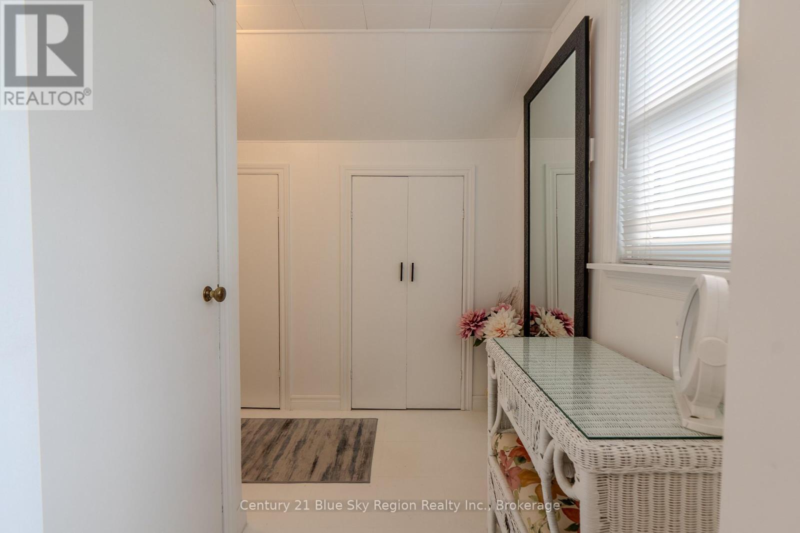 23 SOUTH SHORE ROAD - 20