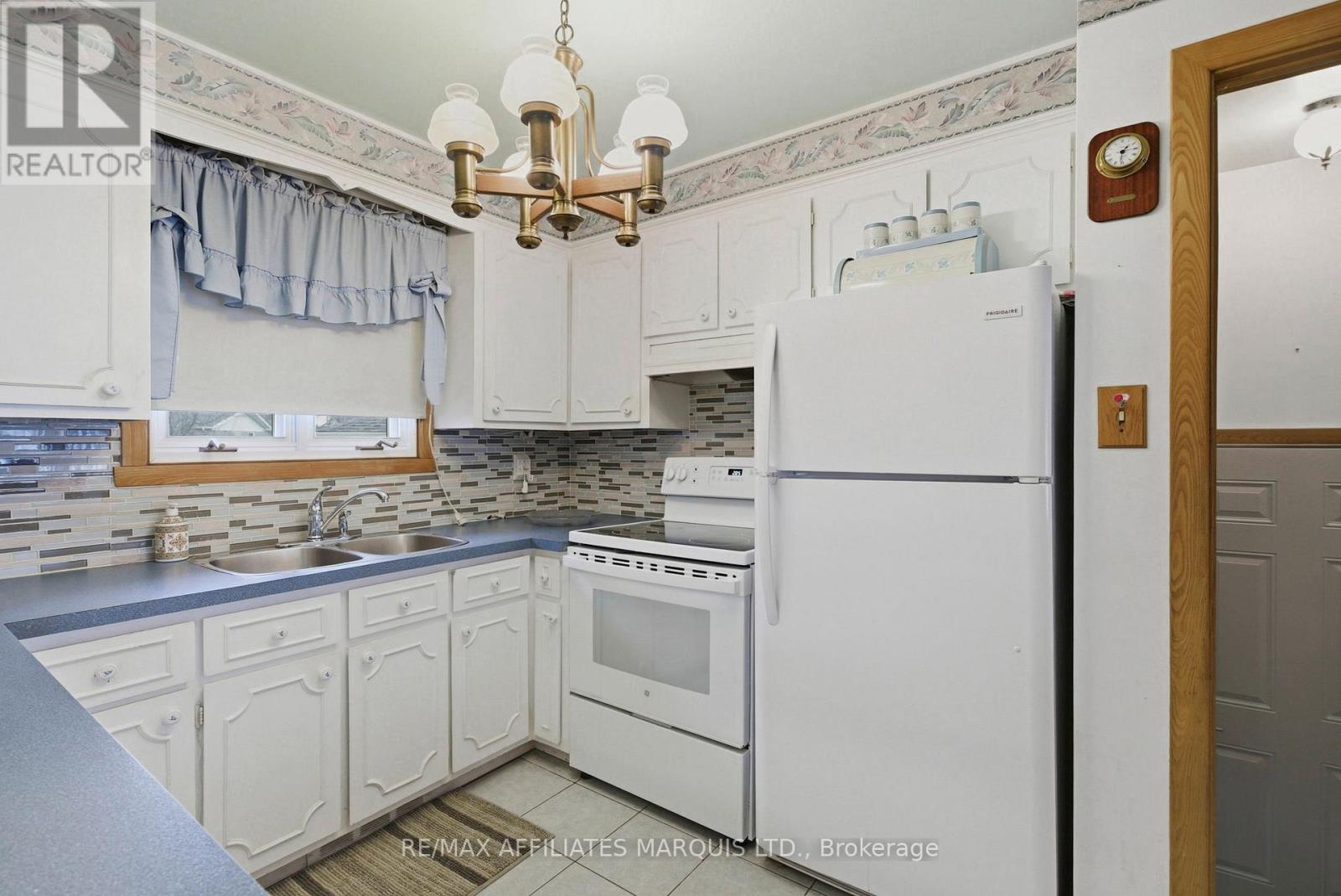 1212 BRODEUR STREET - 12