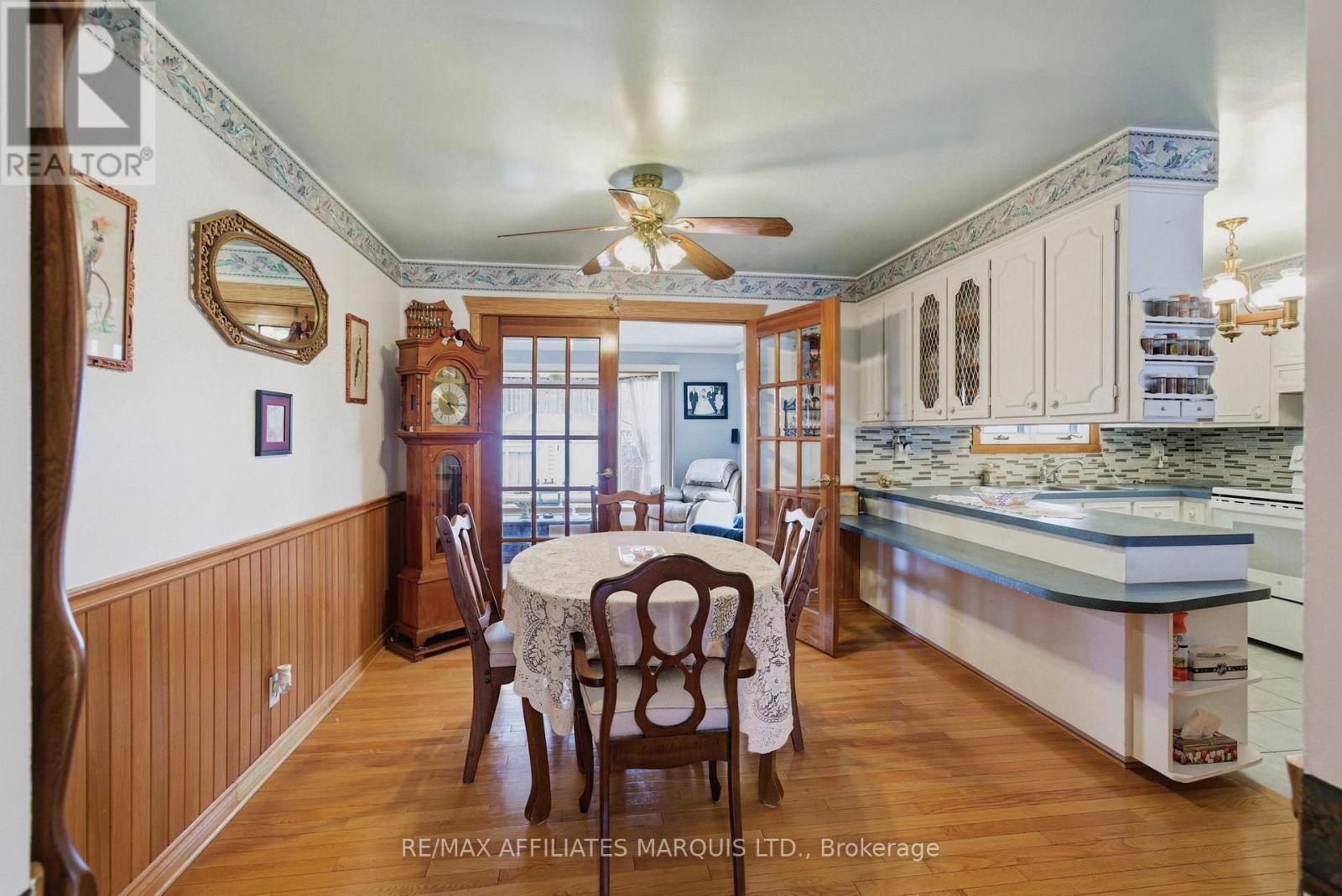 1212 BRODEUR STREET - 14