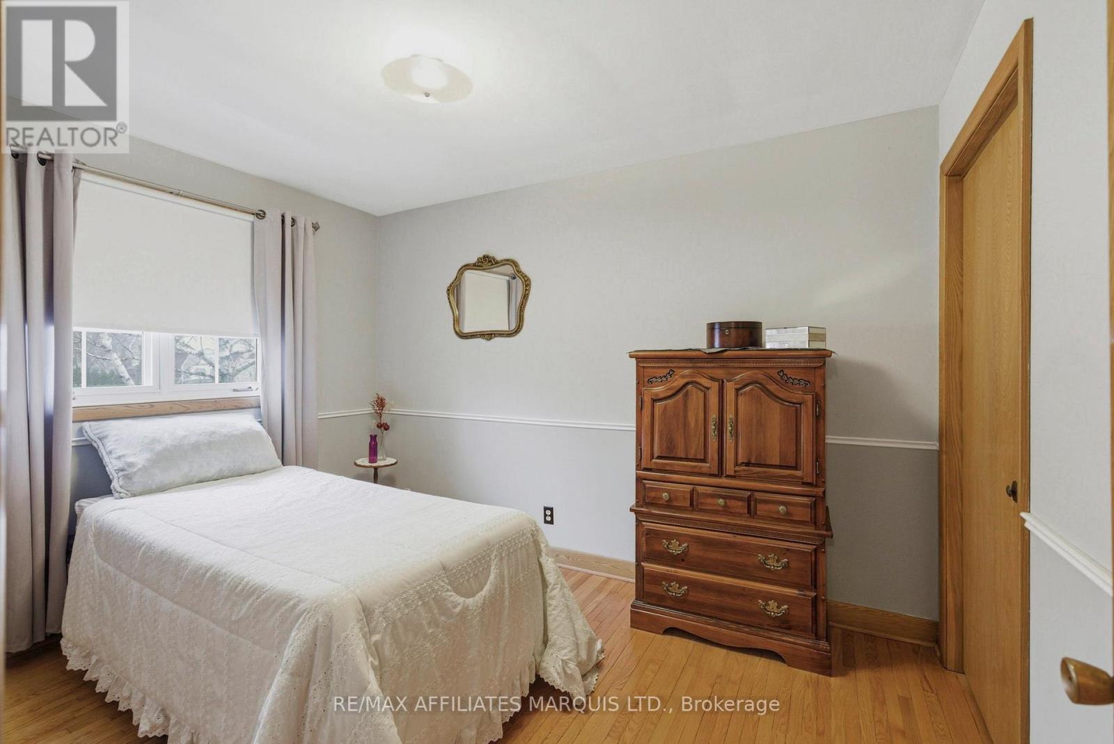 1212 BRODEUR STREET - 26