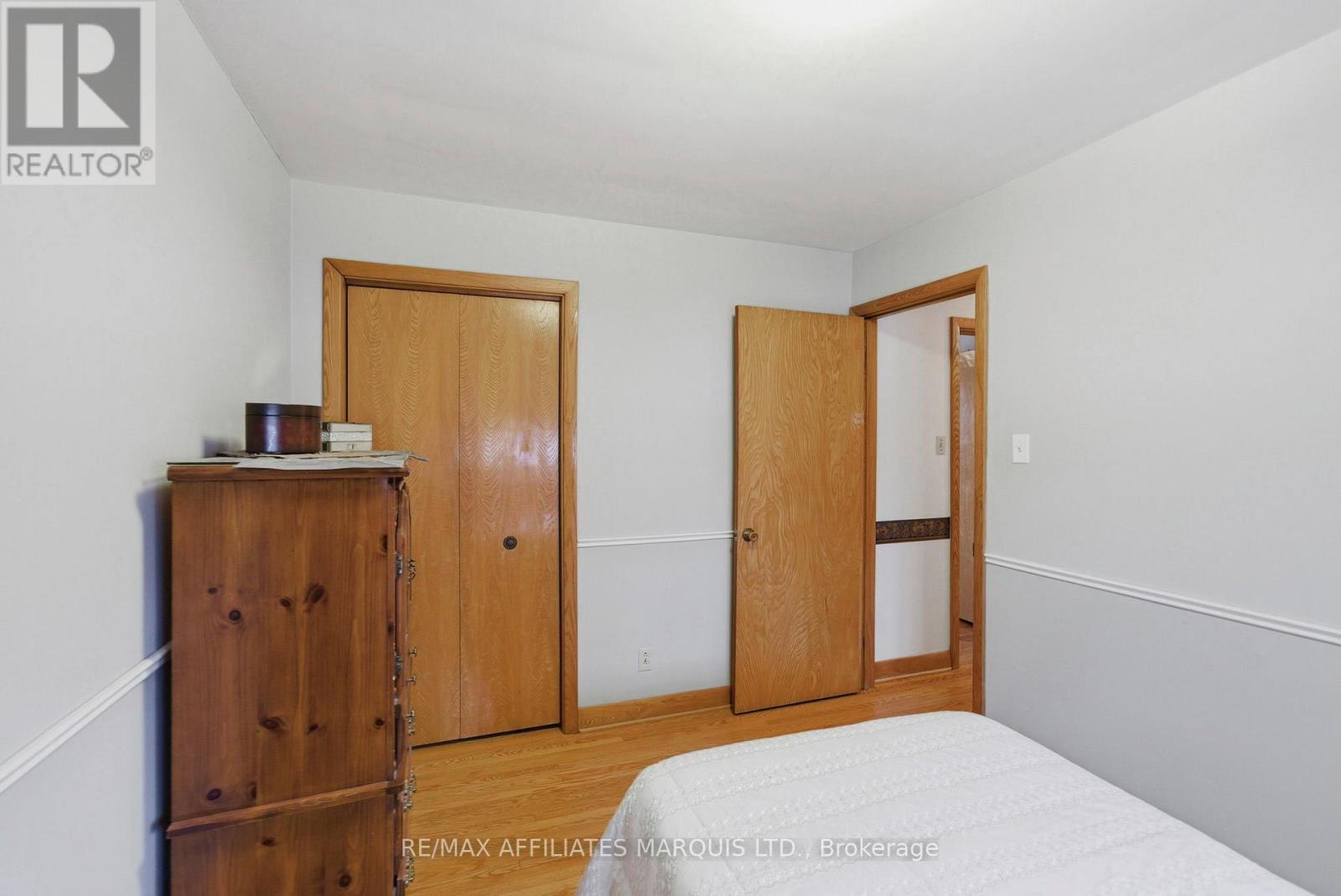 1212 BRODEUR STREET - 28