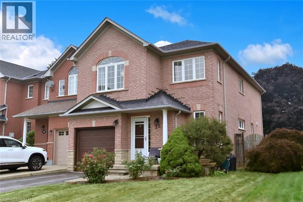 22 MOORE Crescent - 2