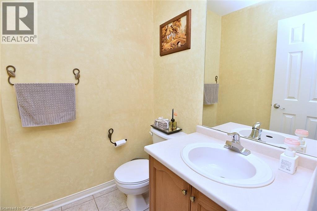 22 MOORE Crescent - Image 22