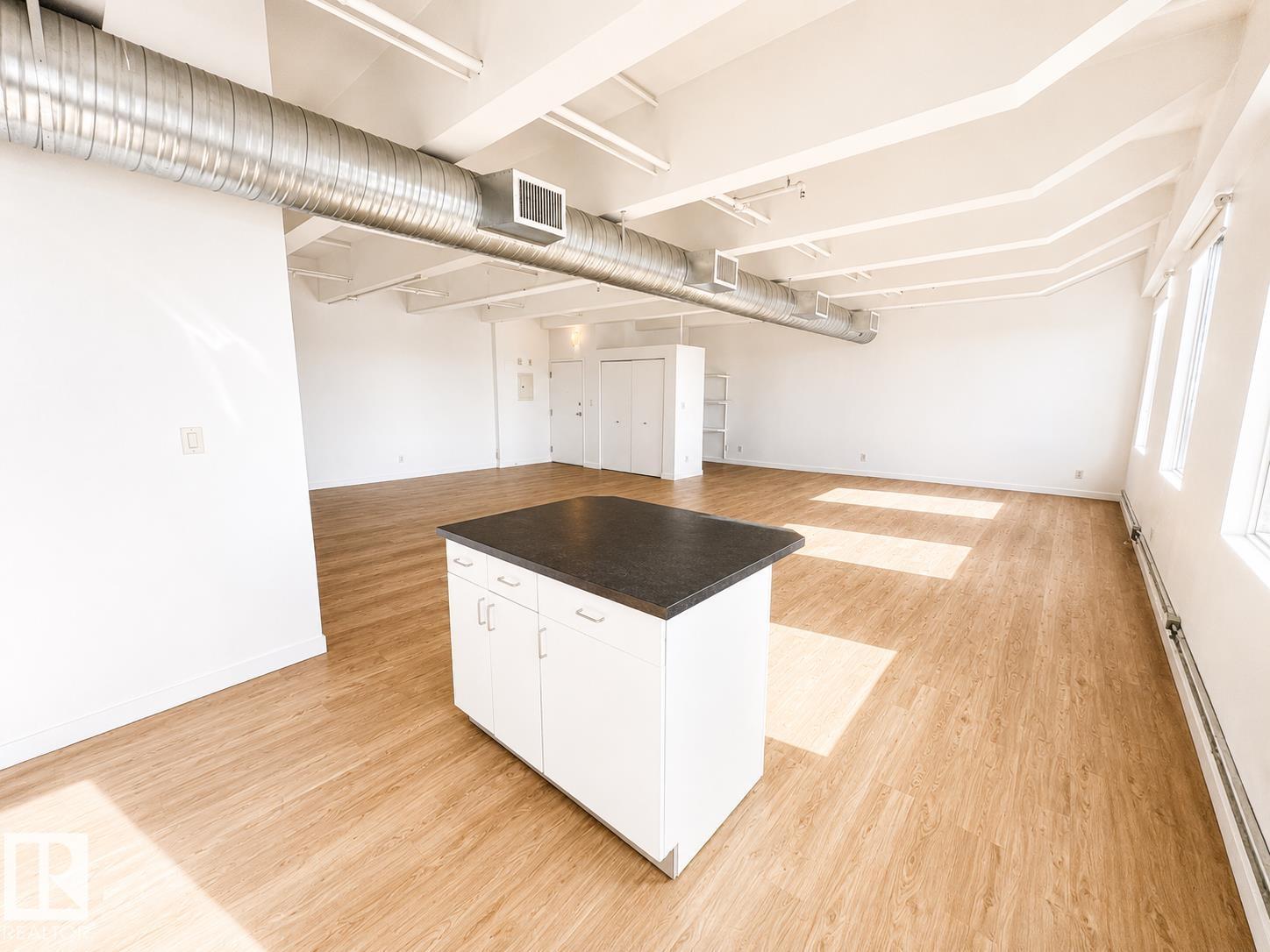 #702 10105 109 ST NW - 20