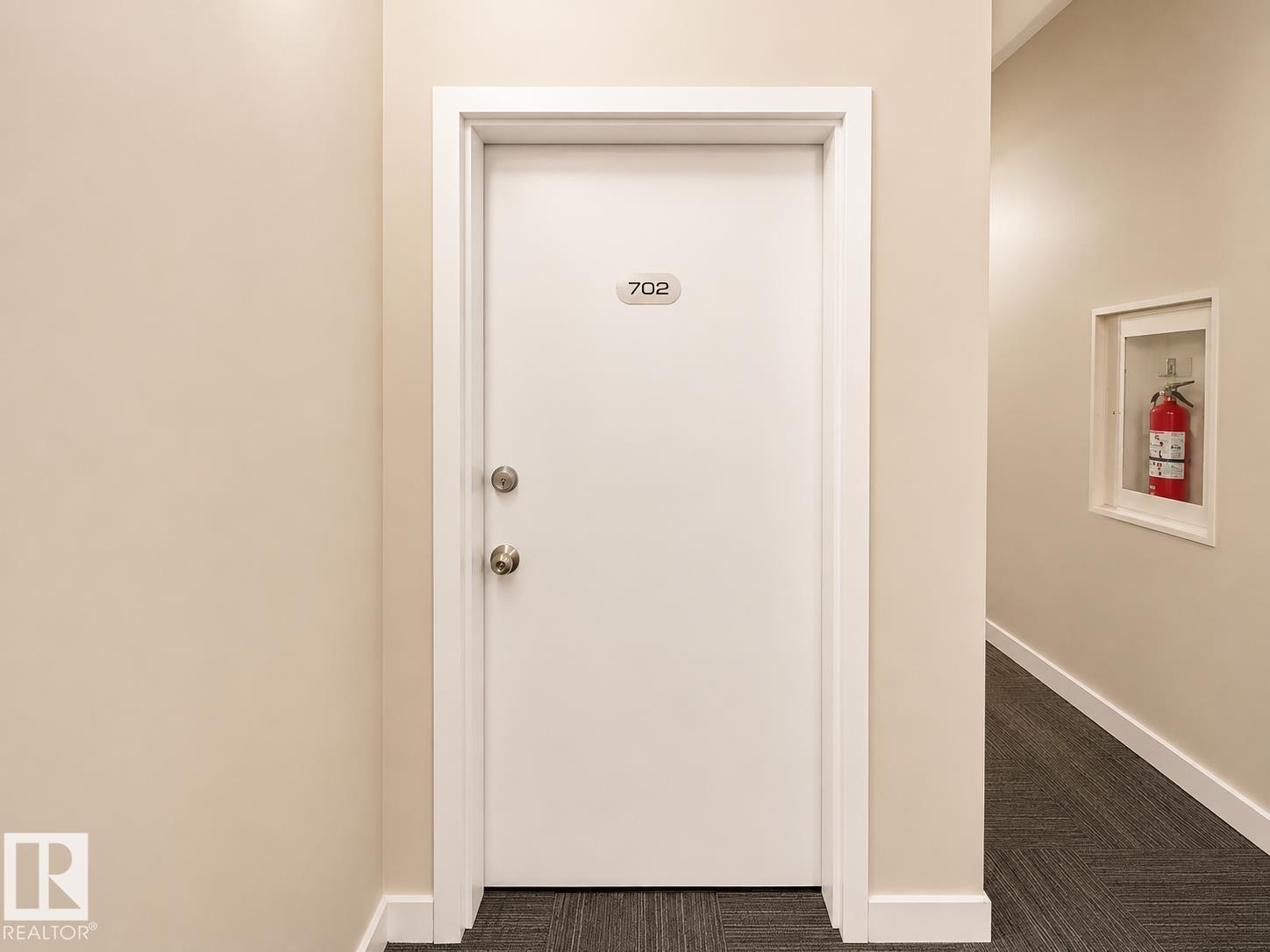 #702 10105 109 ST NW - 11