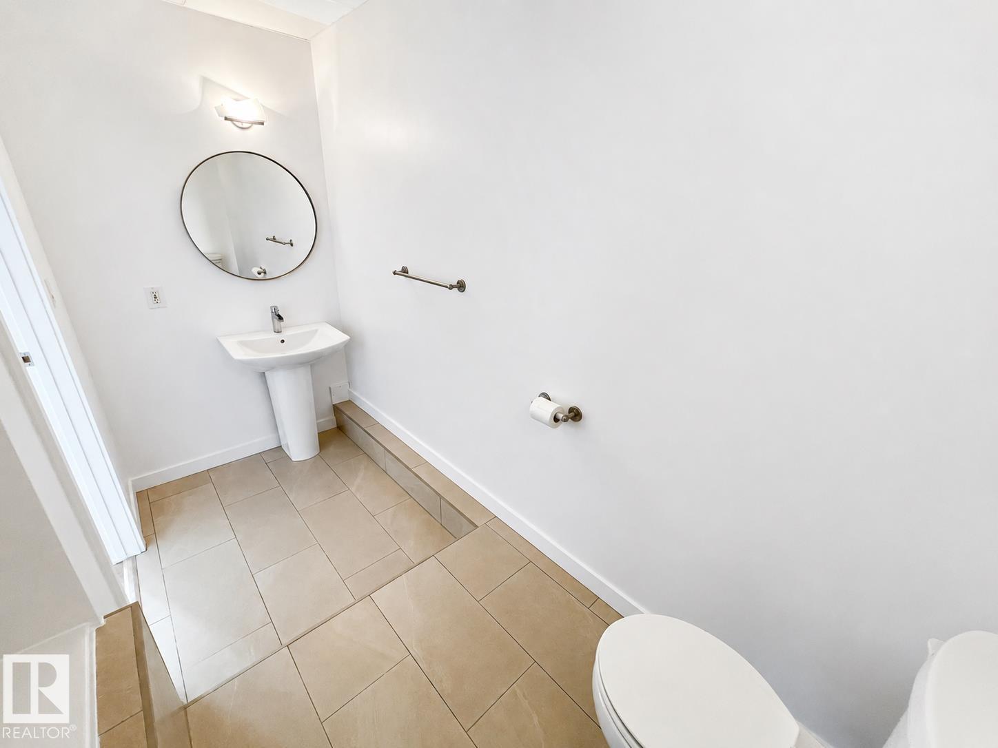 #702 10105 109 ST NW - 39