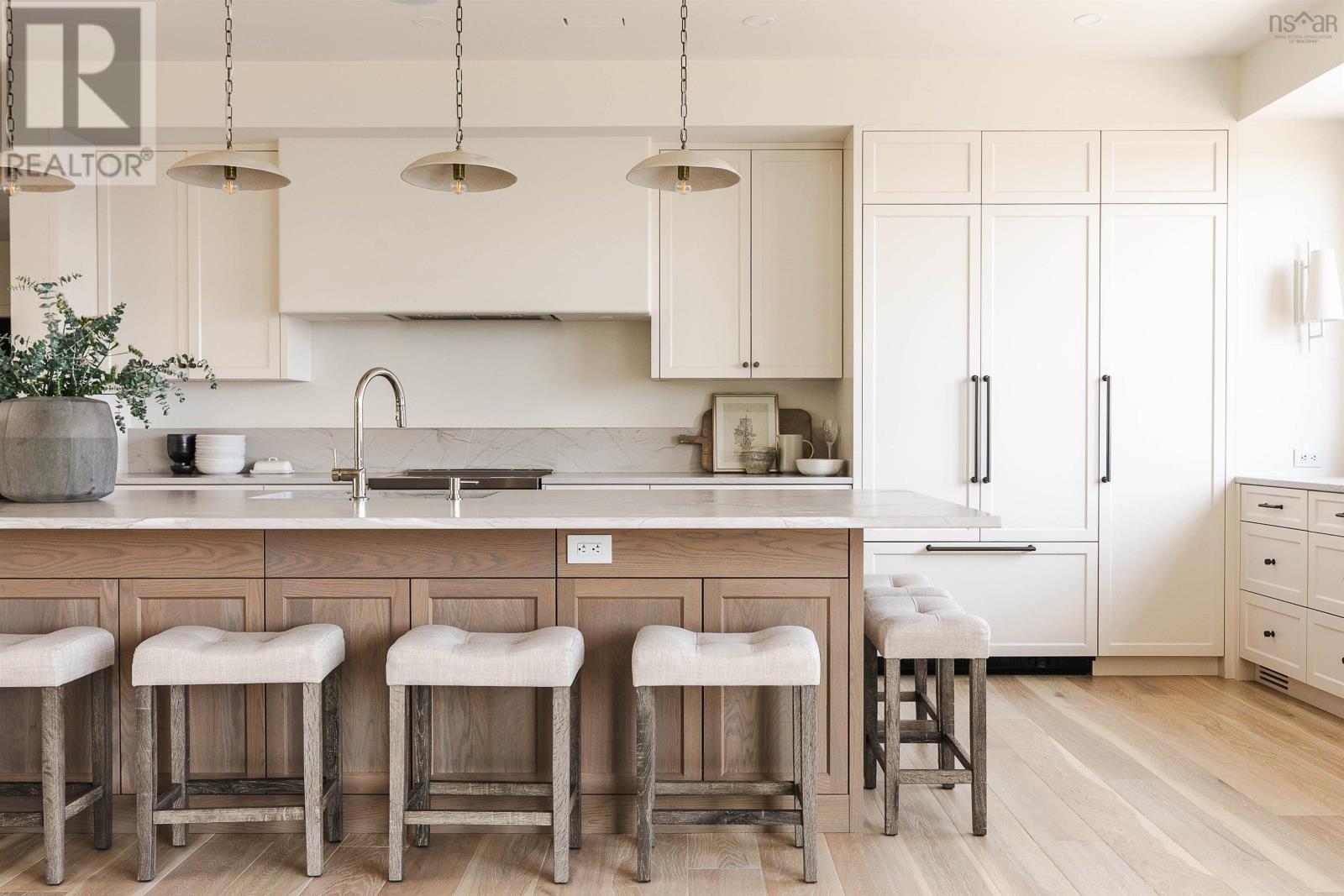 7026 St Margarets Bay Road - 12
