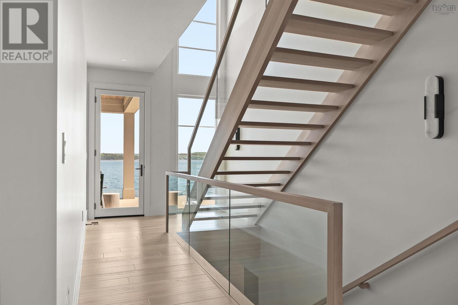 7026 St Margarets Bay Road - 8