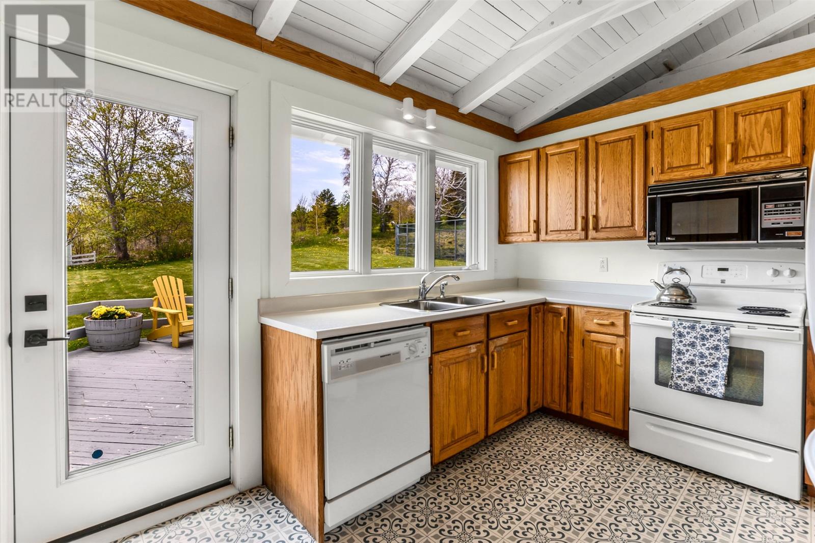 61 Northside Road - 14