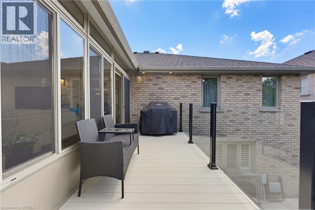 74 COURT Drive - 25