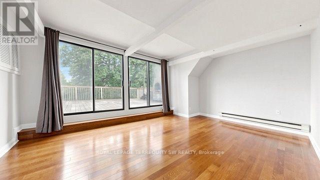 29 WINCHESTER STREET - 23