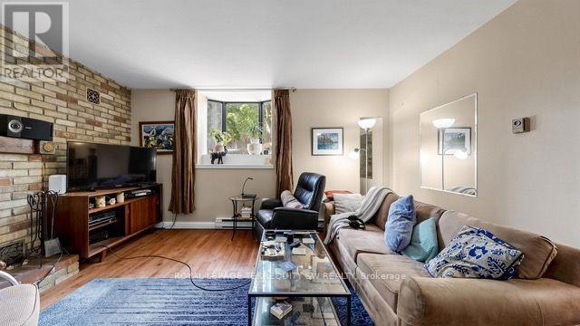 29 WINCHESTER STREET - 35