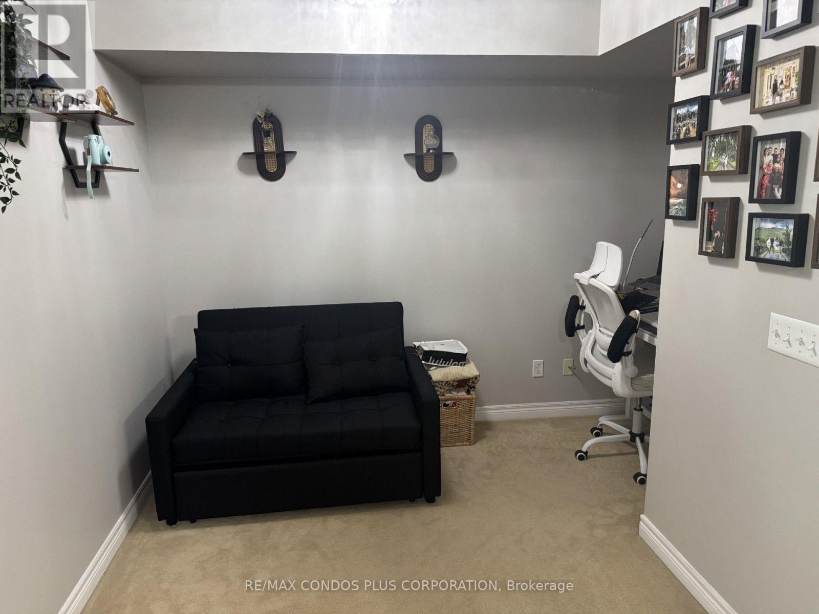 #3712 30 GRAND TRUNK CRESCENT - 5