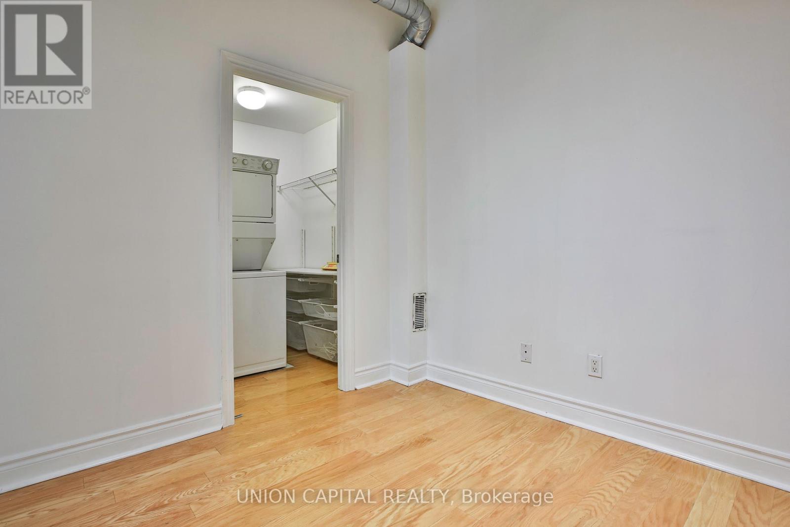 #143 71 MCCAUL STREET - 16