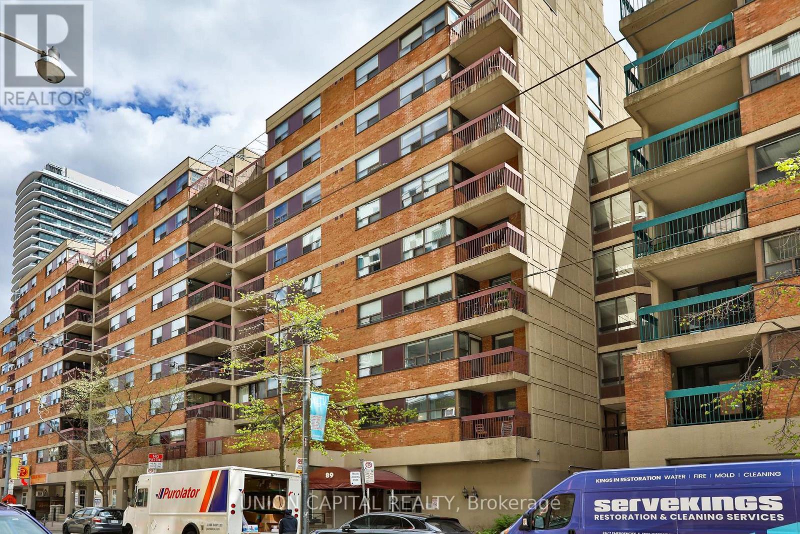 #143 71 MCCAUL STREET - 23