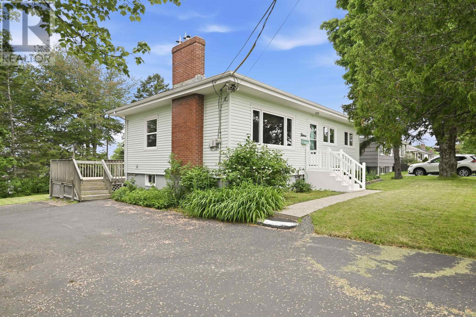 13 Brigadoon Avenue - 1