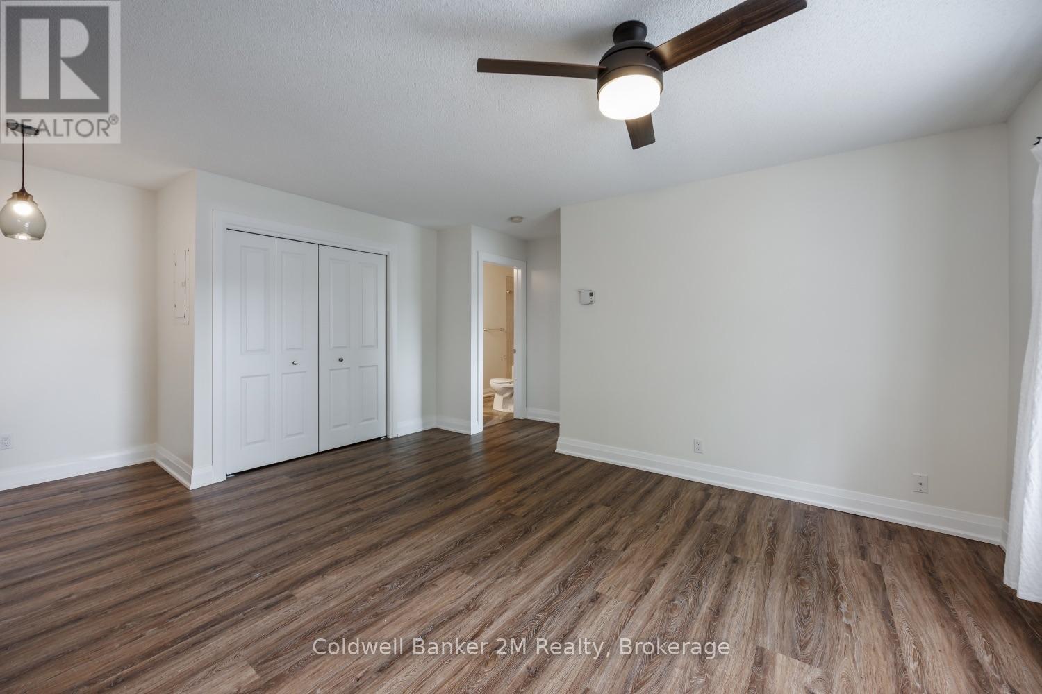 #112 26 SPENCER STREET E - 6