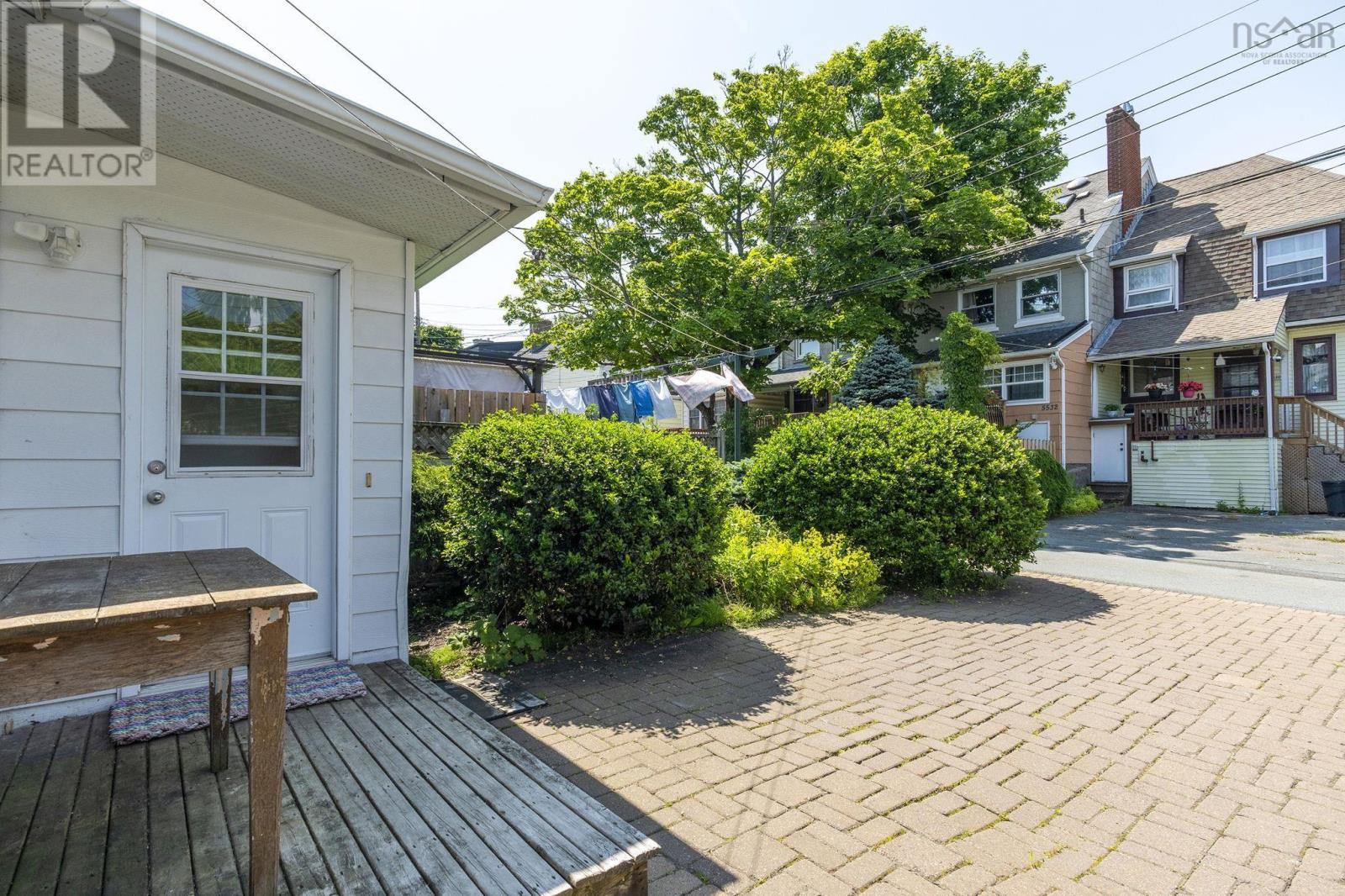 5525 Cabot Place - 39