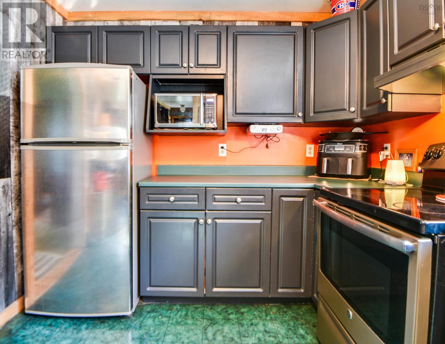 476 Trenton Road - 8