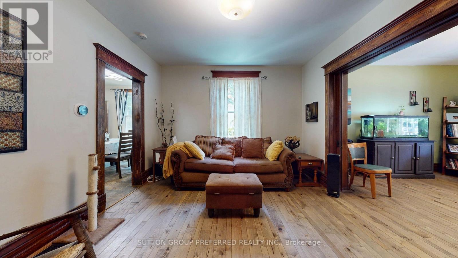 4242 COLONEL TALBOT ROAD - 11