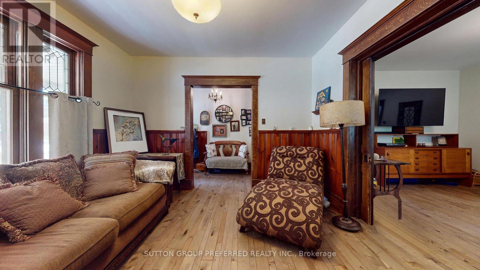 4242 COLONEL TALBOT ROAD - 7