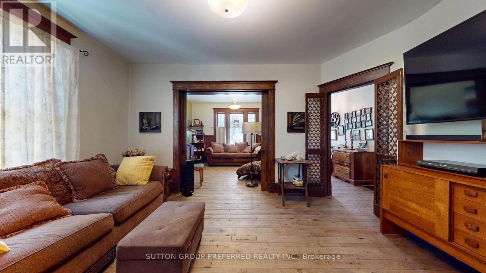 4242 COLONEL TALBOT ROAD - 9
