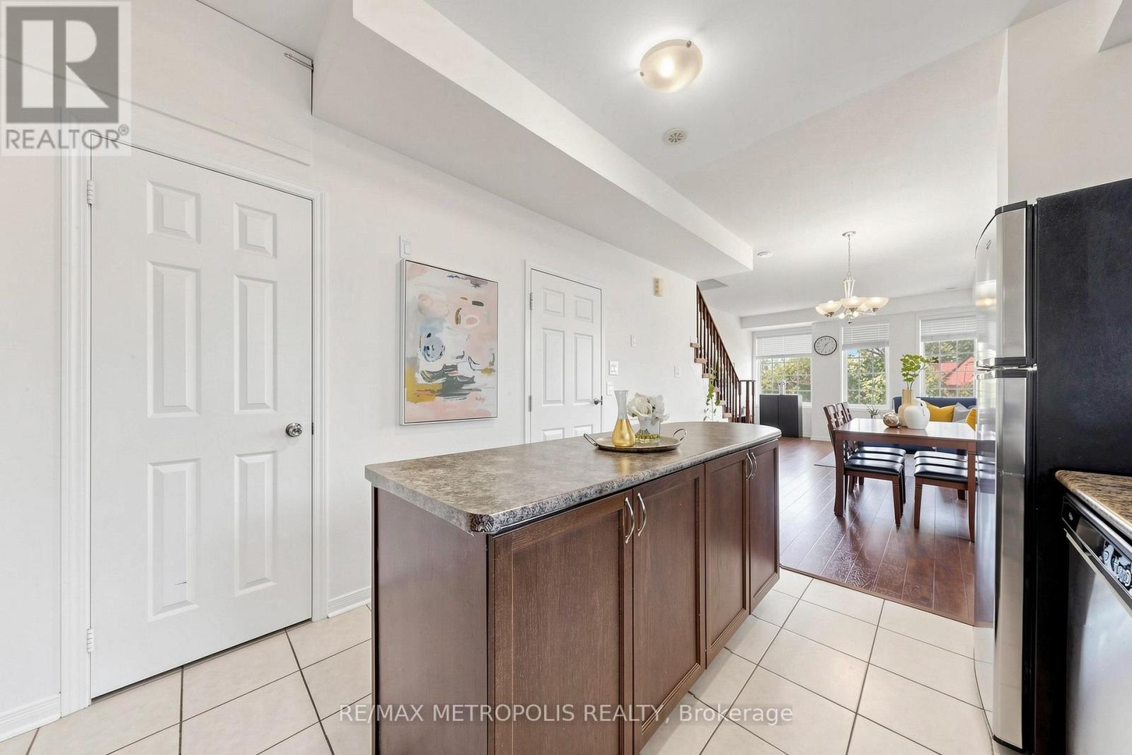 #2 4715 KINGSTON ROAD - Image 14