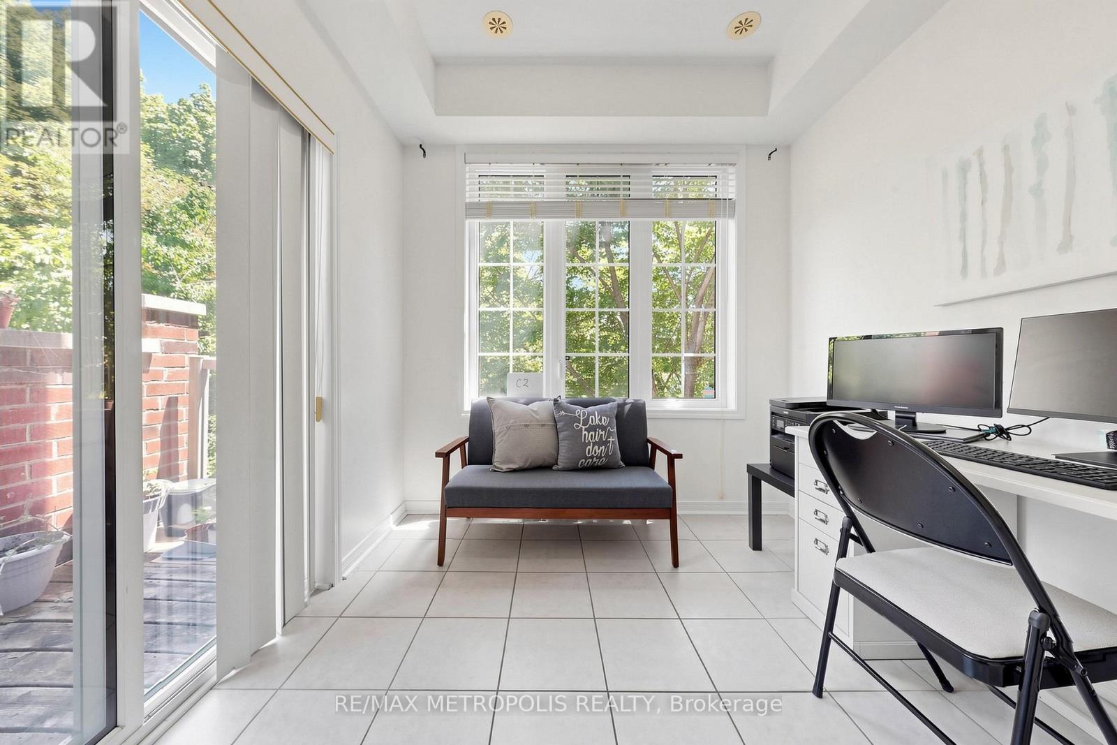 #2 4715 KINGSTON ROAD - 16
