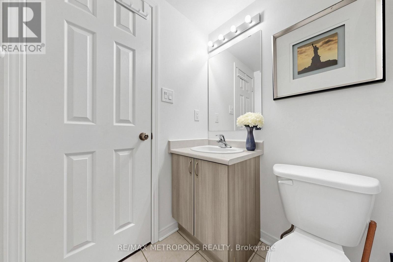 #2 4715 KINGSTON ROAD - Image 26