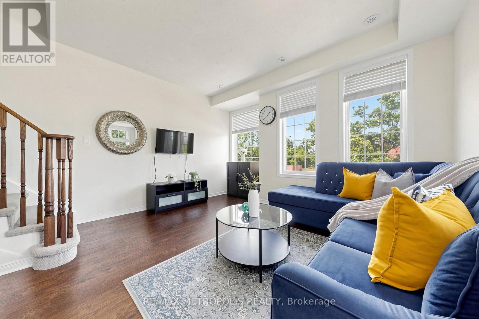 #2 4715 KINGSTON ROAD - Image 8