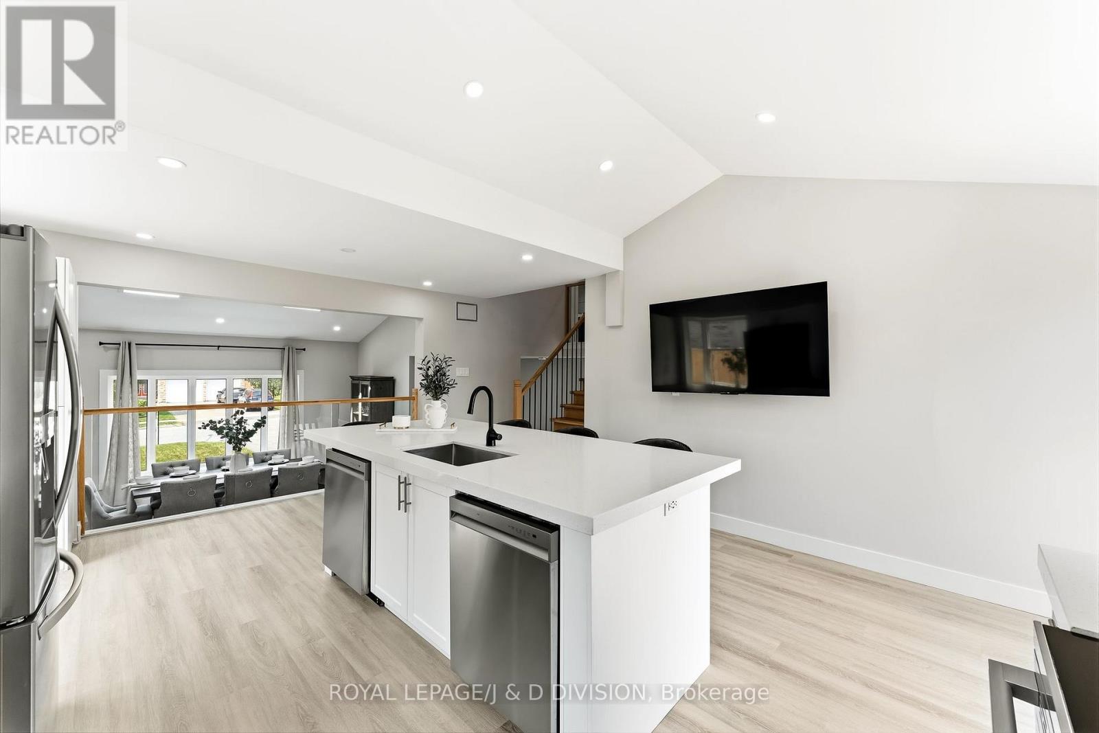 1893 SPRUCE HILL ROAD - 12