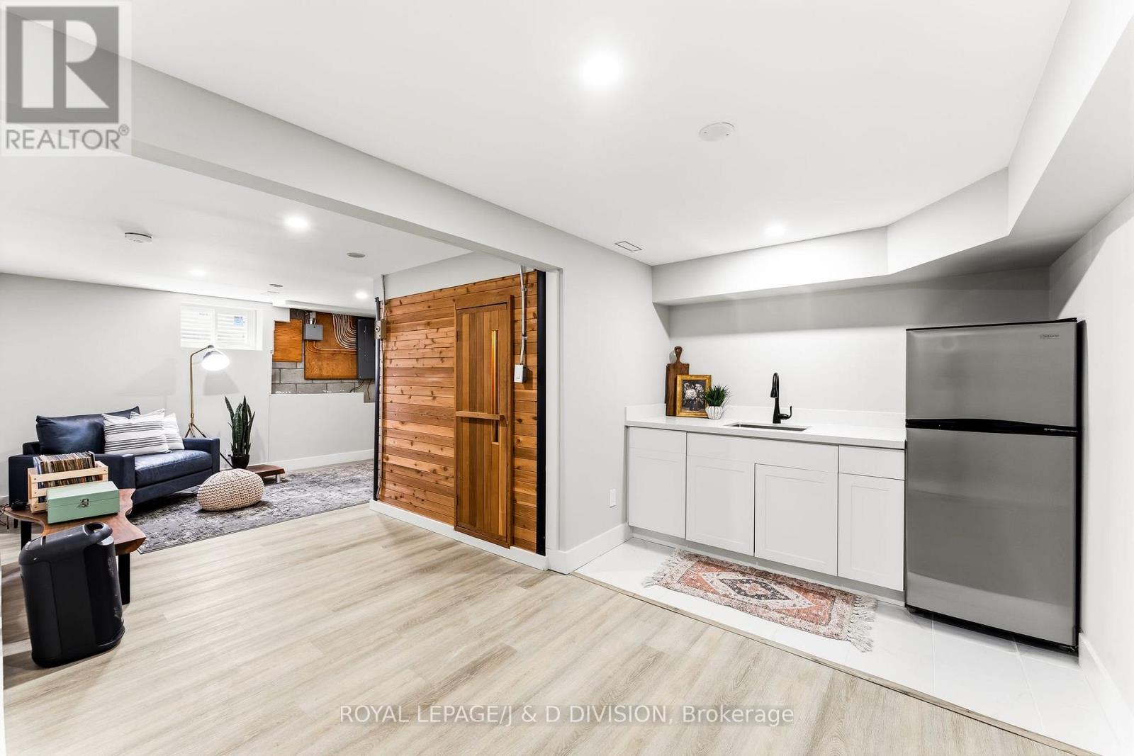 1893 SPRUCE HILL ROAD - 31