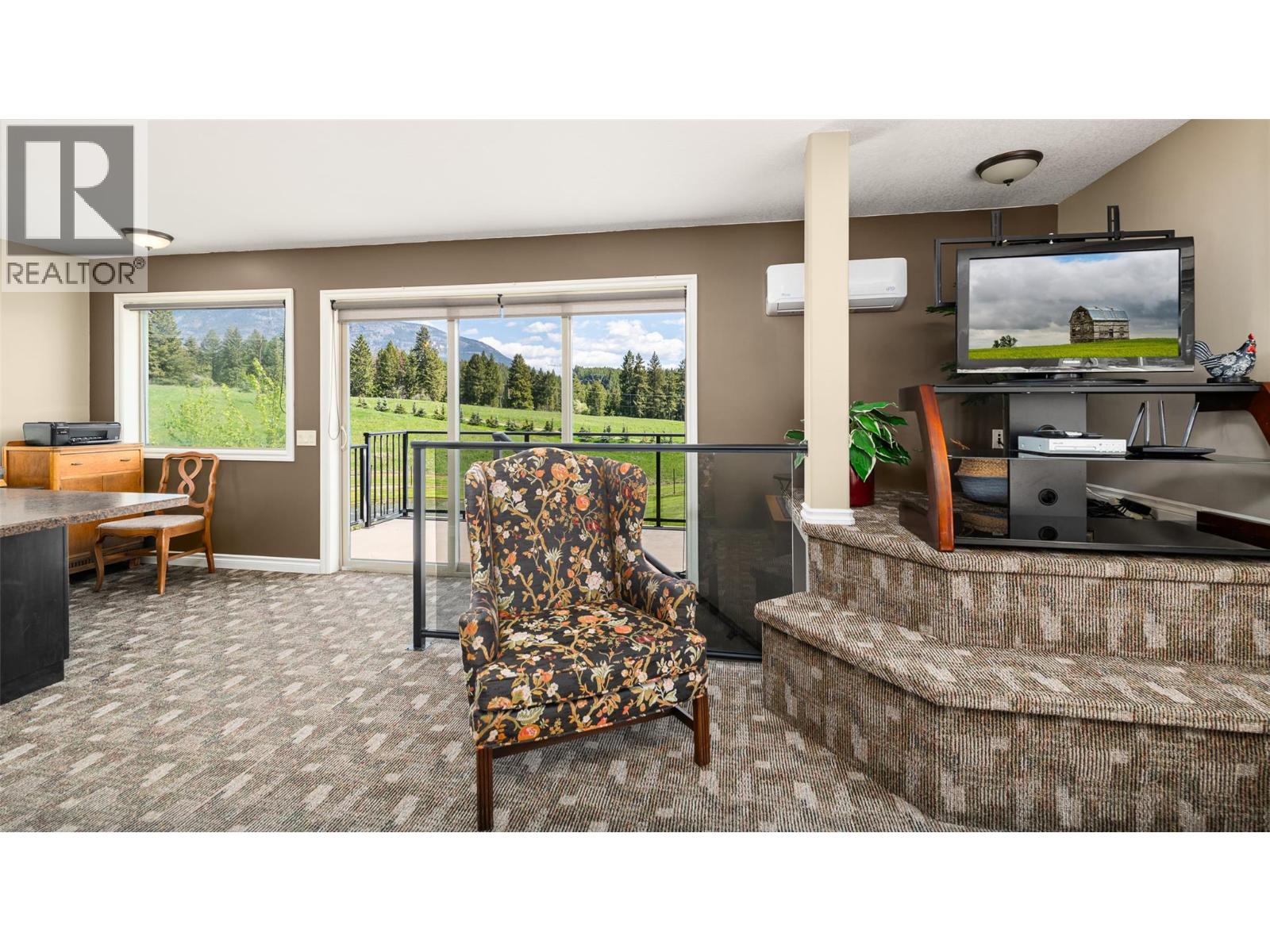210 21 Highway - 39