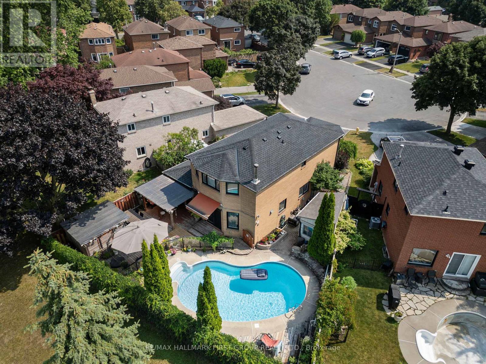 11 BOWERS COURT - 1