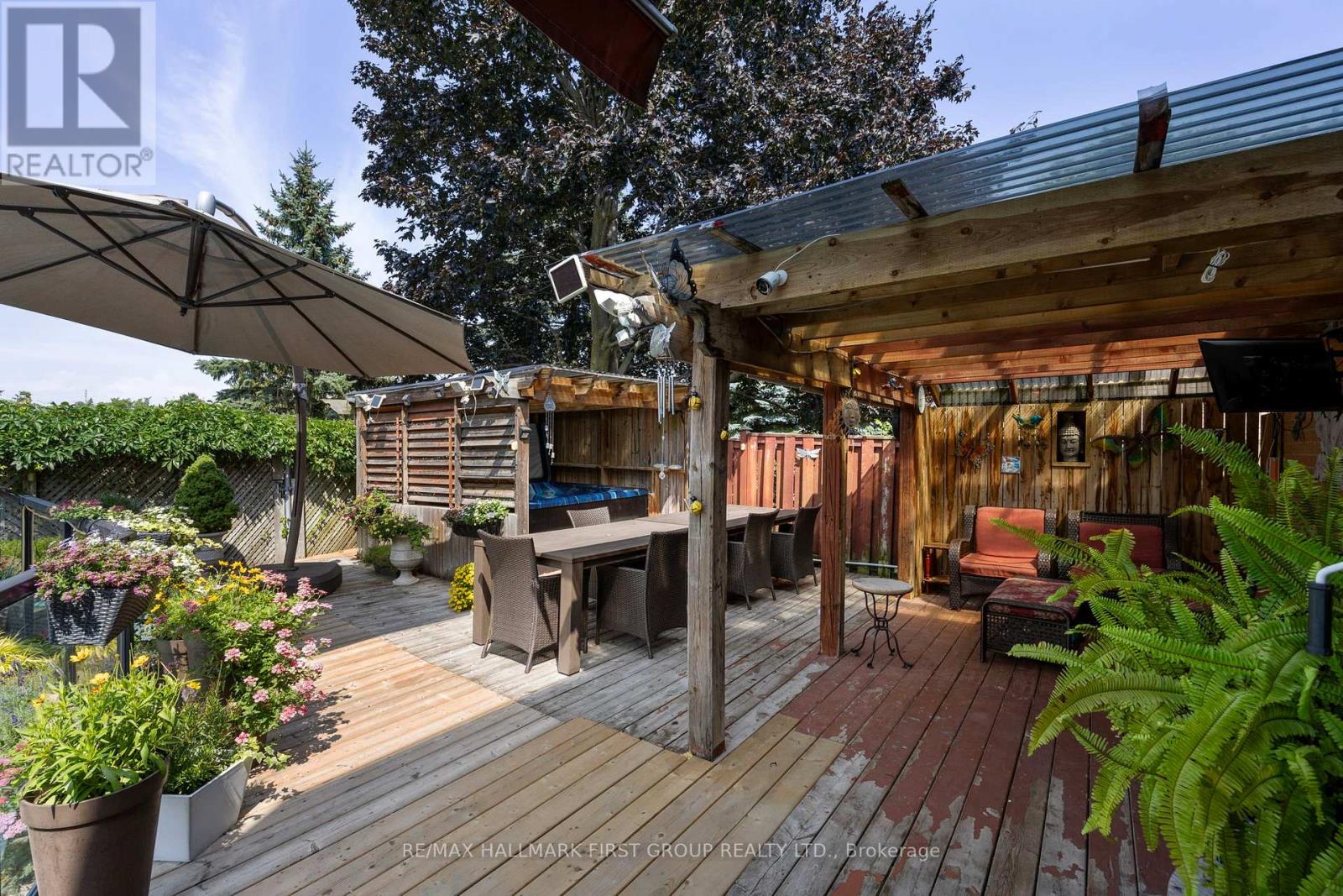 11 BOWERS COURT - 35