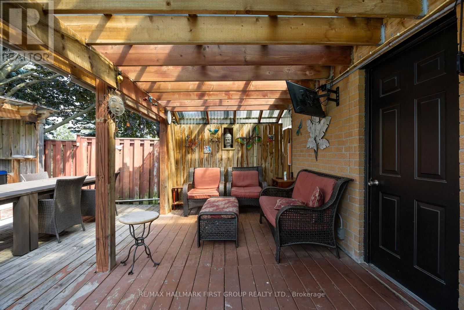 11 BOWERS COURT - 36