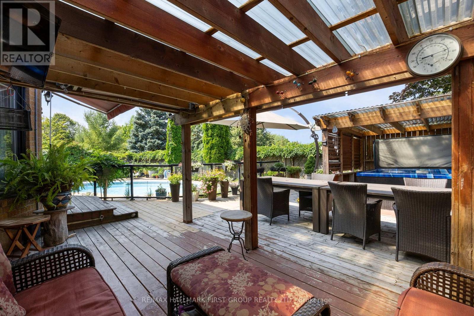 11 BOWERS COURT - 37