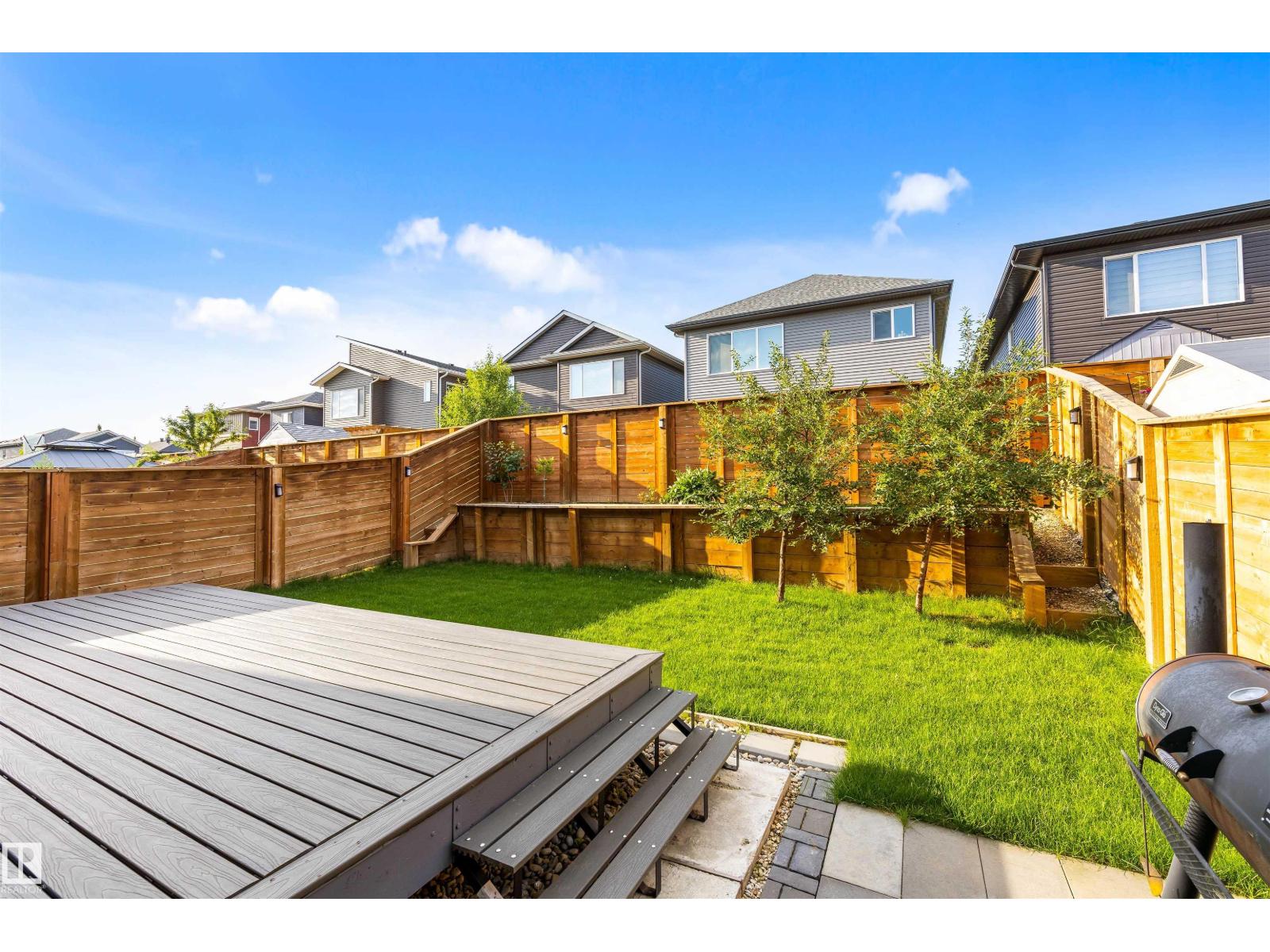 30 RIVERHILL CR - 33