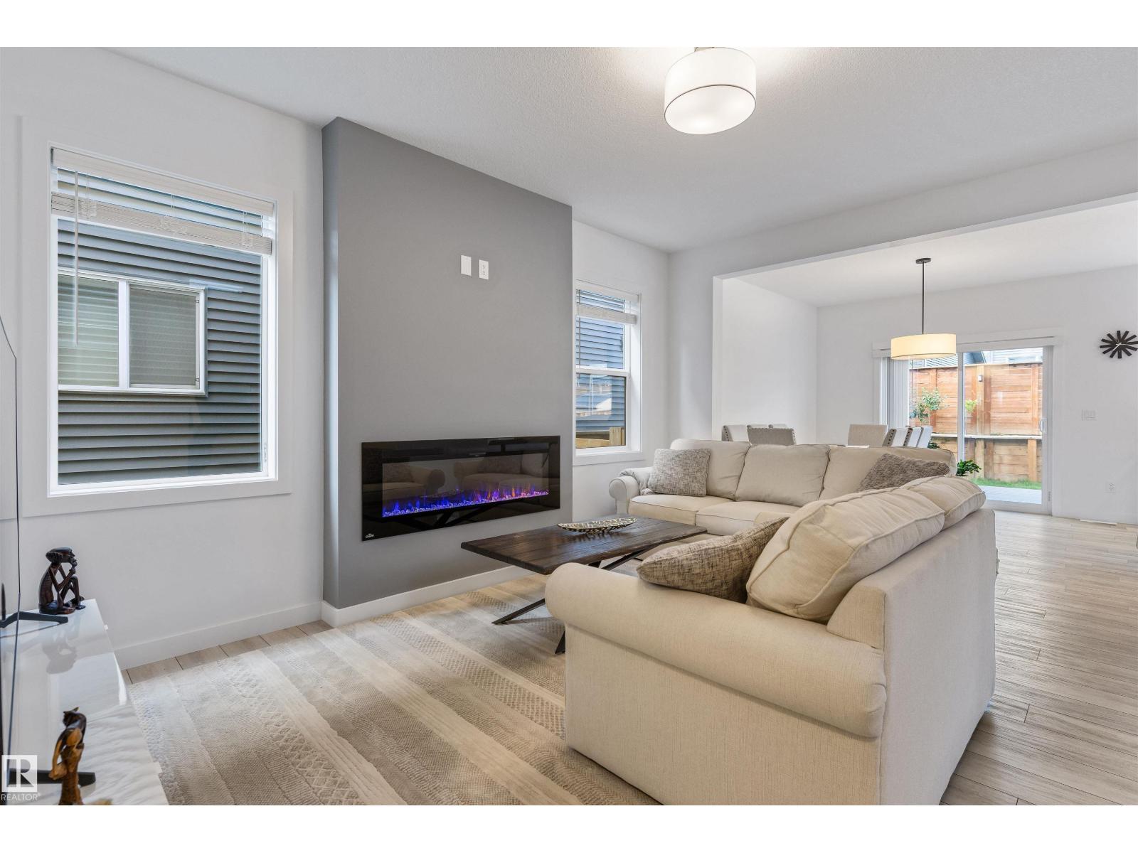 30 RIVERHILL CR - 6