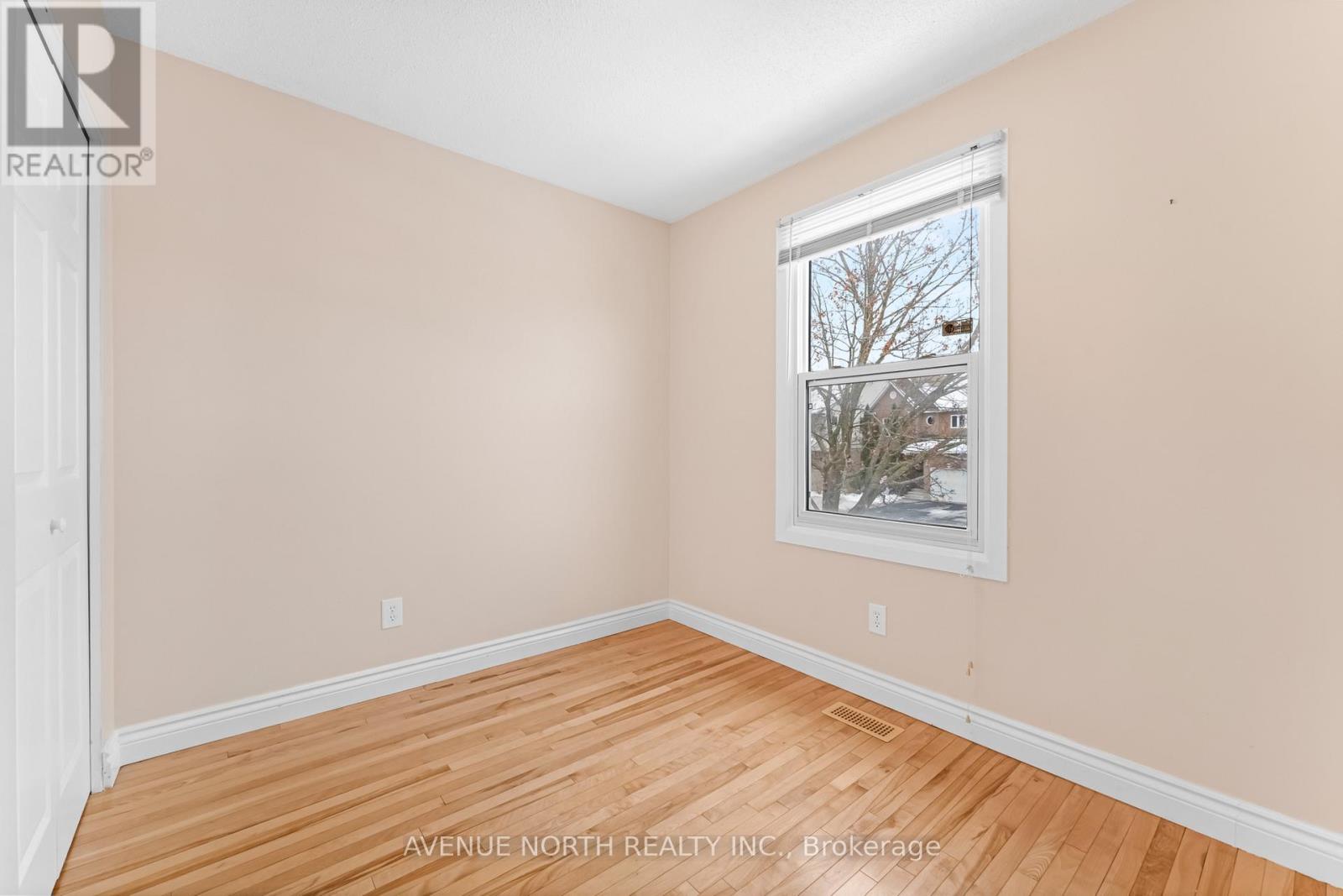 Condos for Rent in Ottawa – 3489 SOUTHGATE ROAD, Ottawa – By Peter Sagos - Image 14