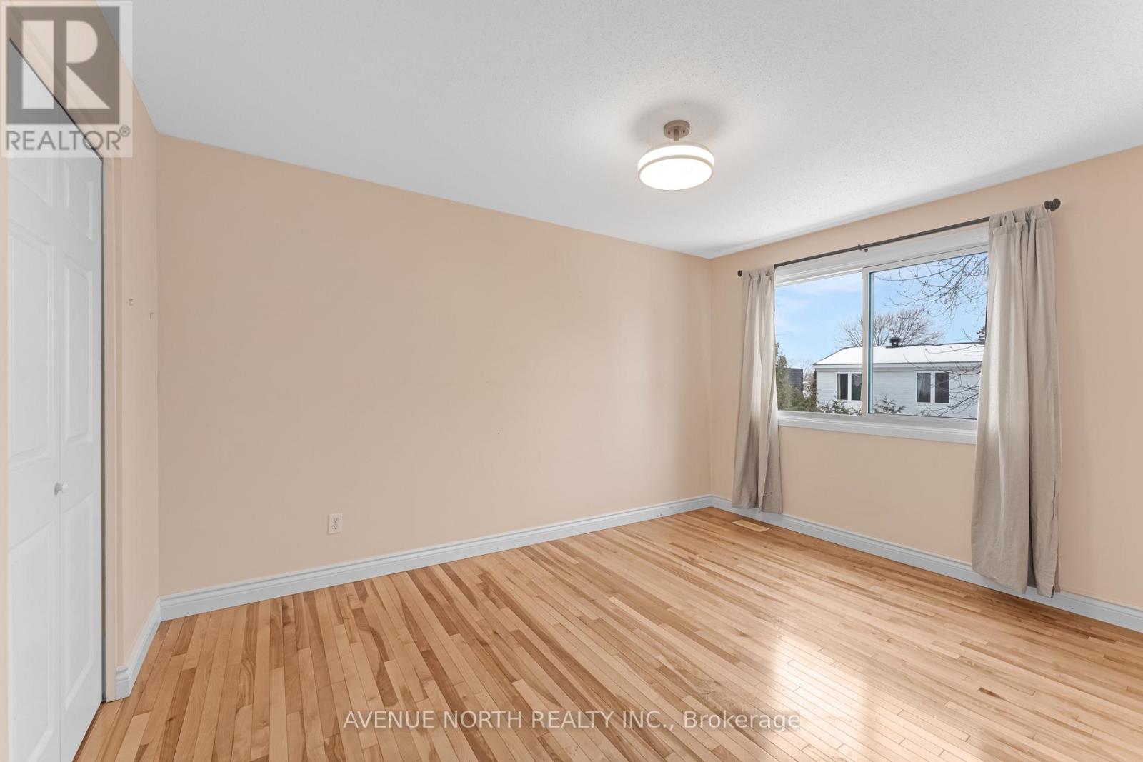 Condos for Rent in Ottawa – 3489 SOUTHGATE ROAD, Ottawa – By Peter Sagos - Image 15