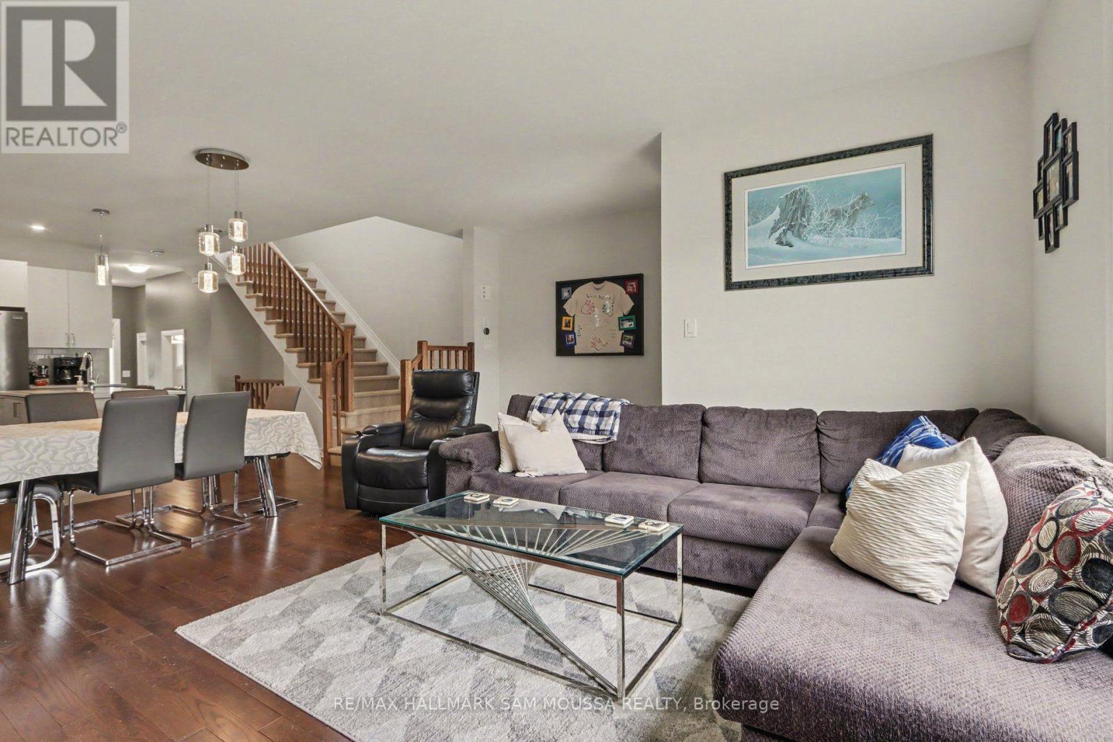 Condos for Rent in Ottawa – 211 TIM SHEEHAN PLACE, Ottawa – By Peter Sagos - Image 7