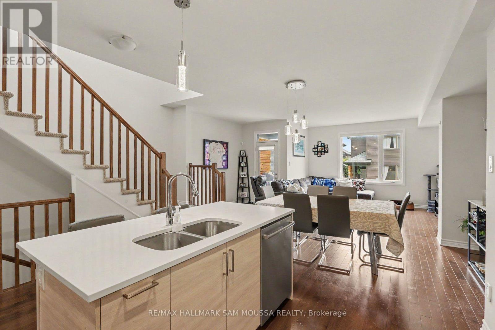 Condos for Rent in Ottawa – 211 TIM SHEEHAN PLACE, Ottawa – By Peter Sagos - Image 9