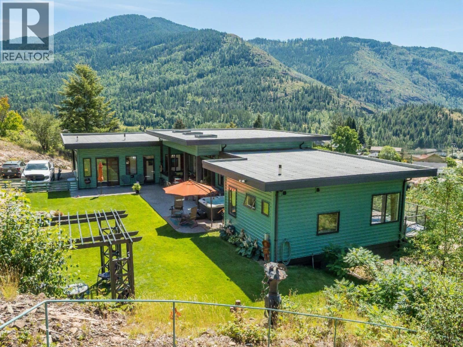 160 10th Avenue - 61