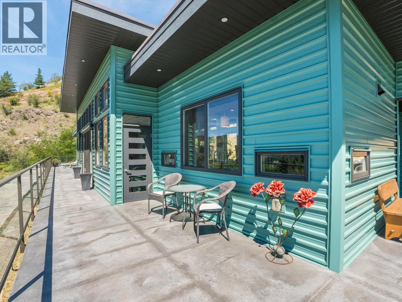 160 10th Avenue - 24