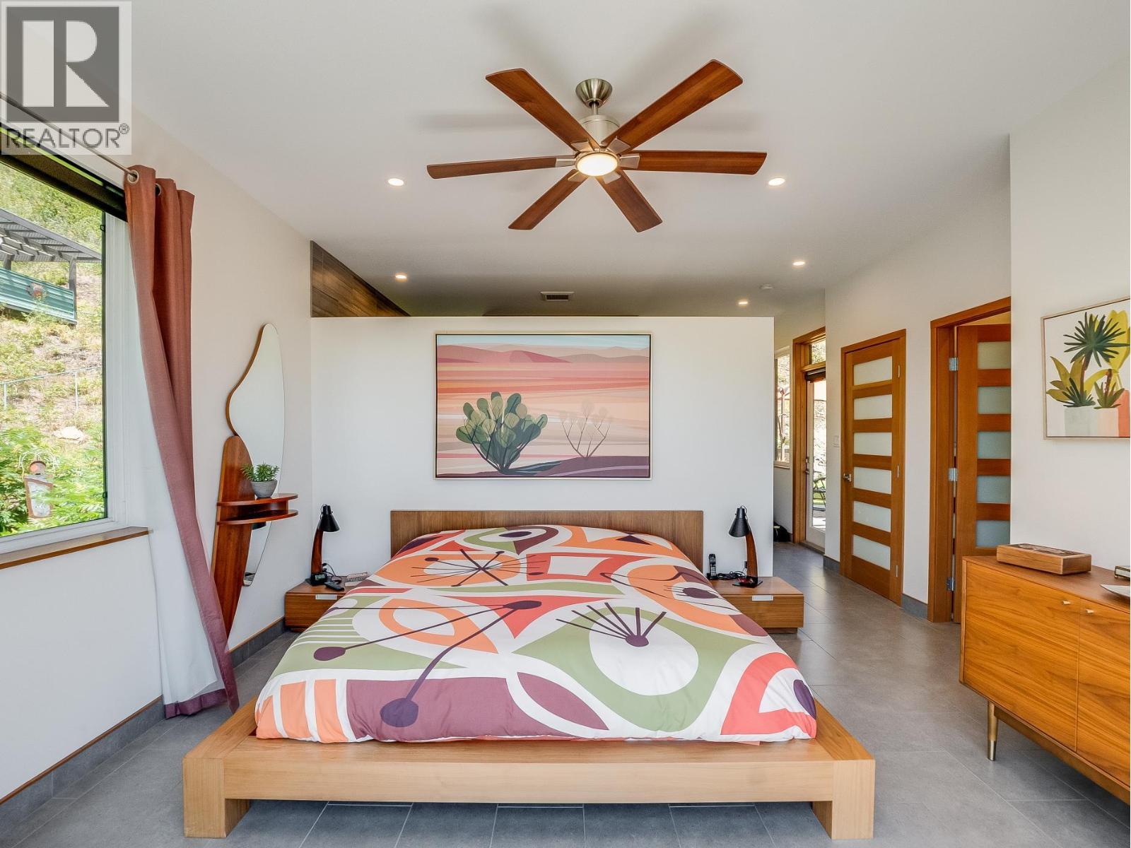 160 10th Avenue - 38