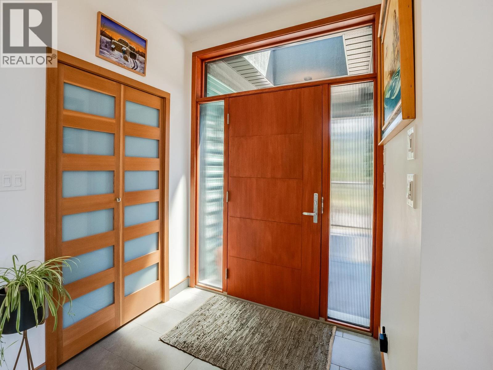 160 10th Avenue - 9