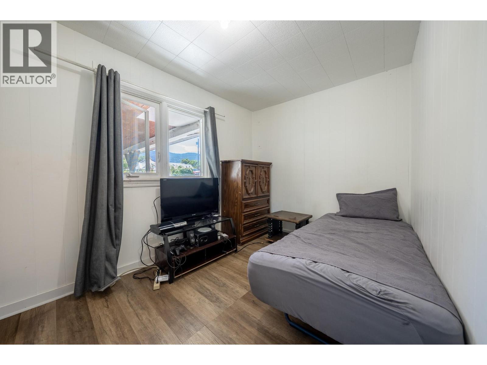 778 Central Avenue - 10