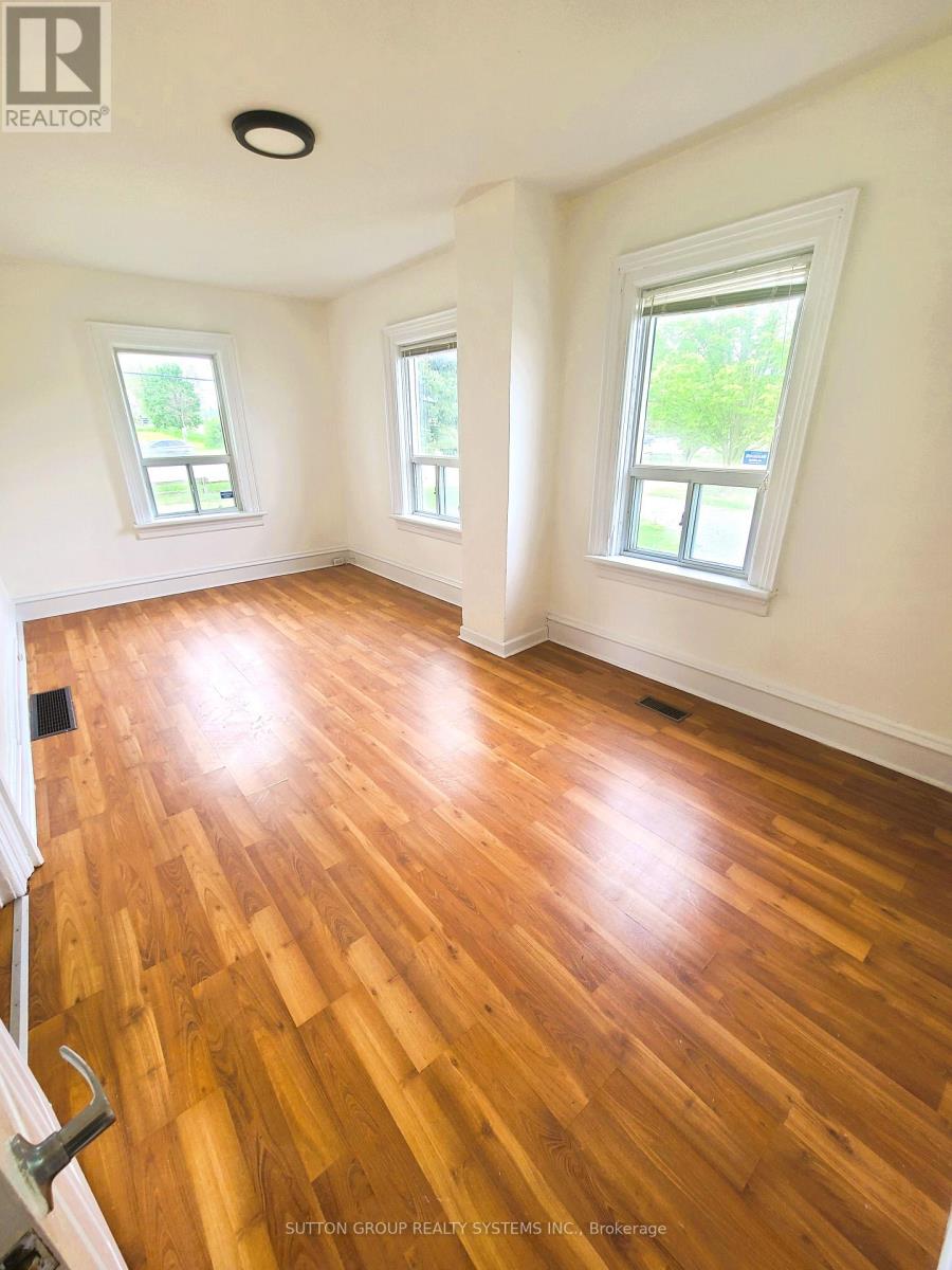 Formal Dining/ Flex Space