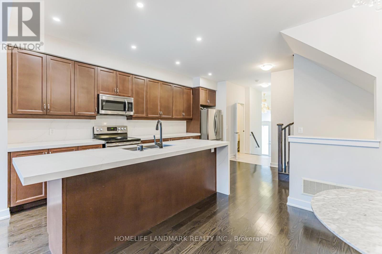 62 HELLIWELL CRESCENT - 10